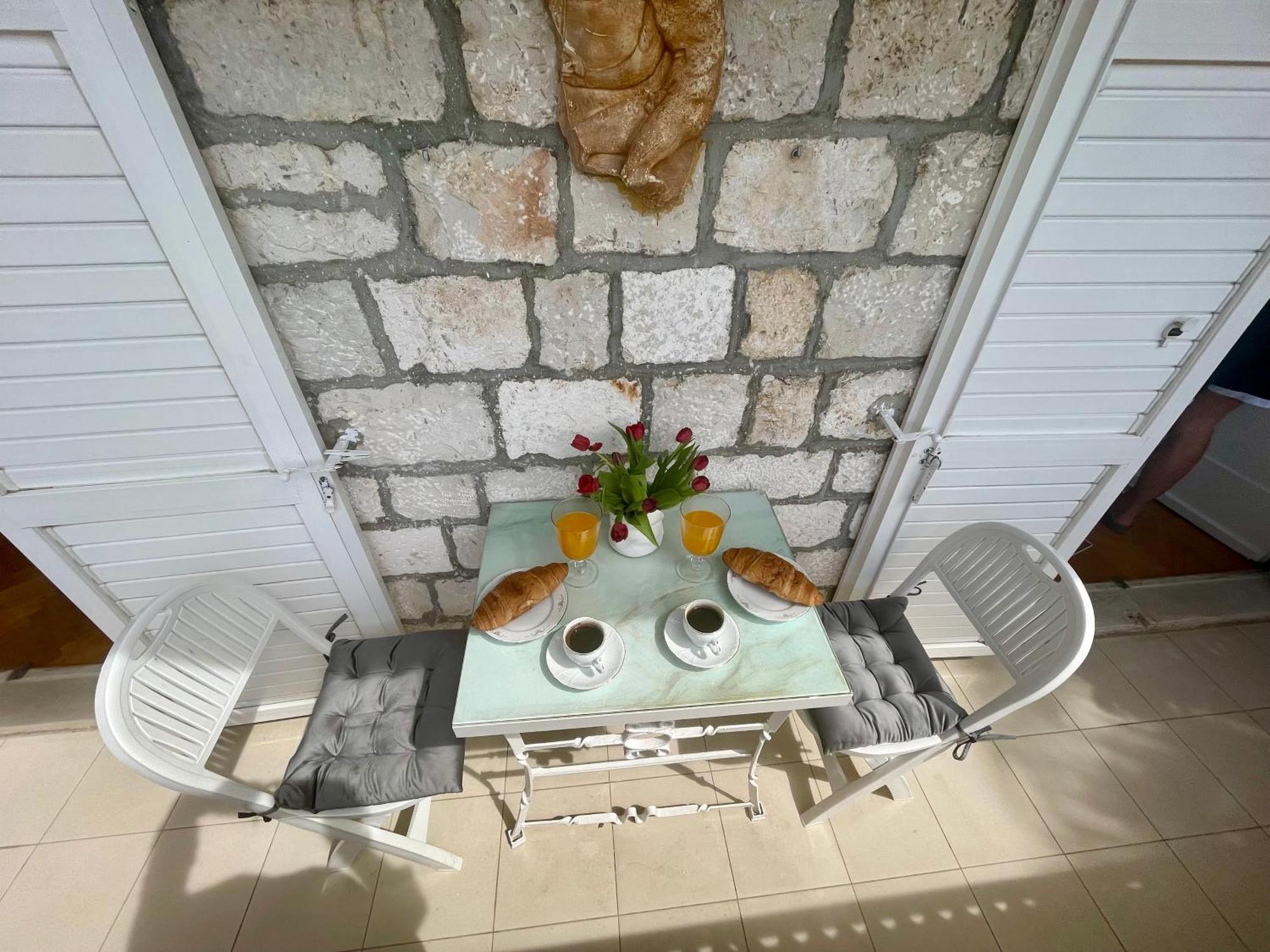 Dinka Old Town Apartment With Sea View Trogir Kültér fotó